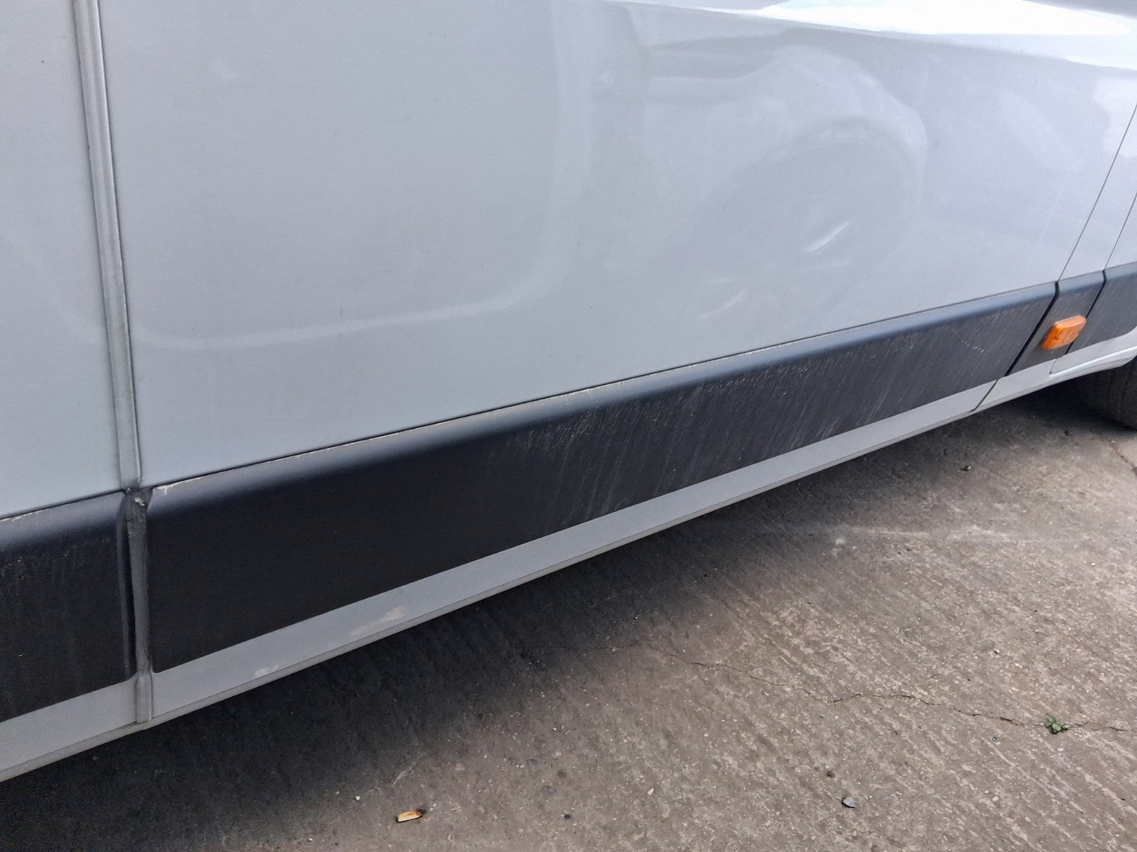 2025 CITROEN RELAY MK3 HIGH ROOF OS DRIVER SIDE LONG BODY MOULDING TRIM