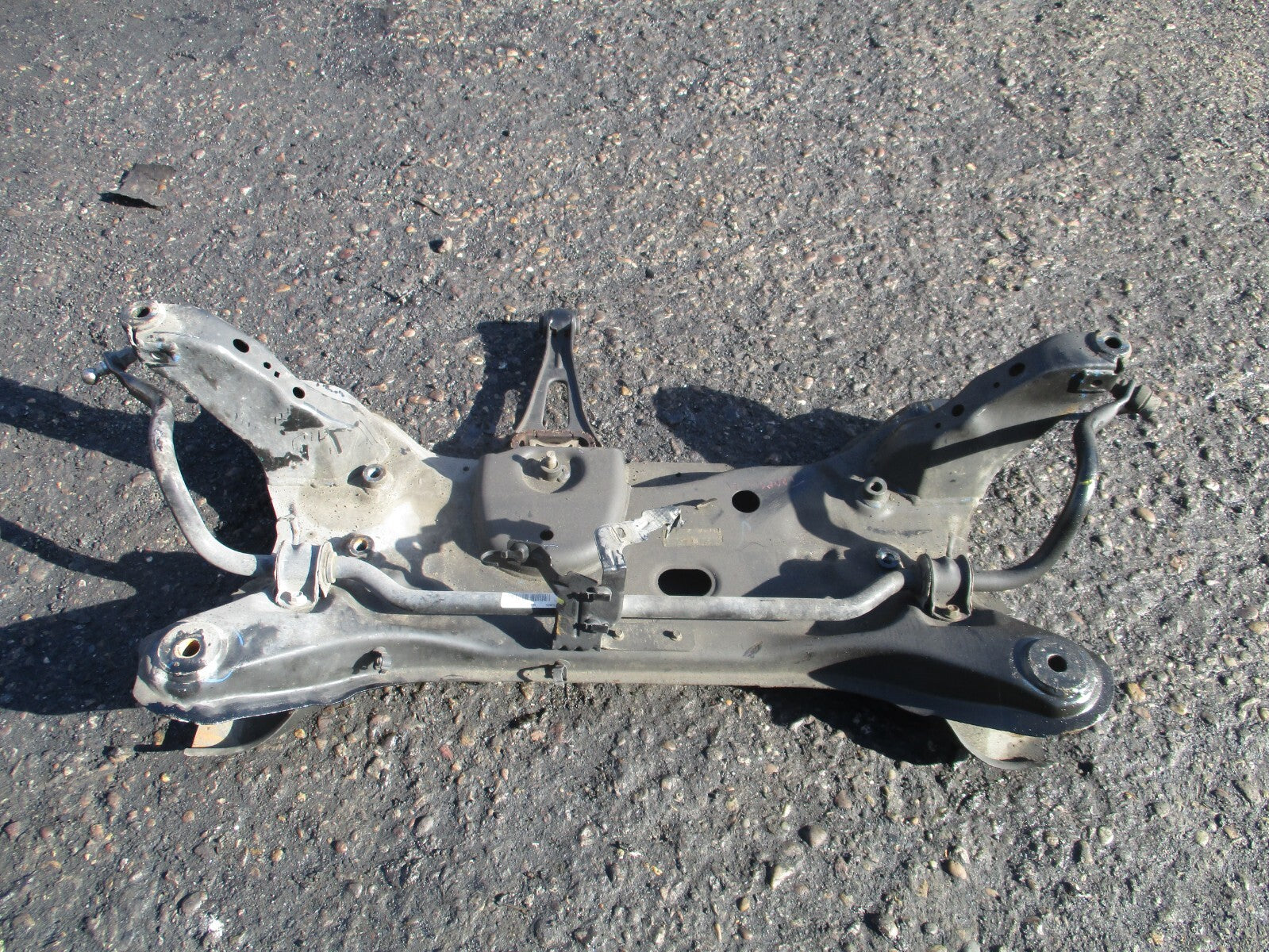 2021 FORD TRANSIT 350 MK8 FWD 2.0 DIESEL FRONT SUBFRAME & ANTI ROLL BAR
