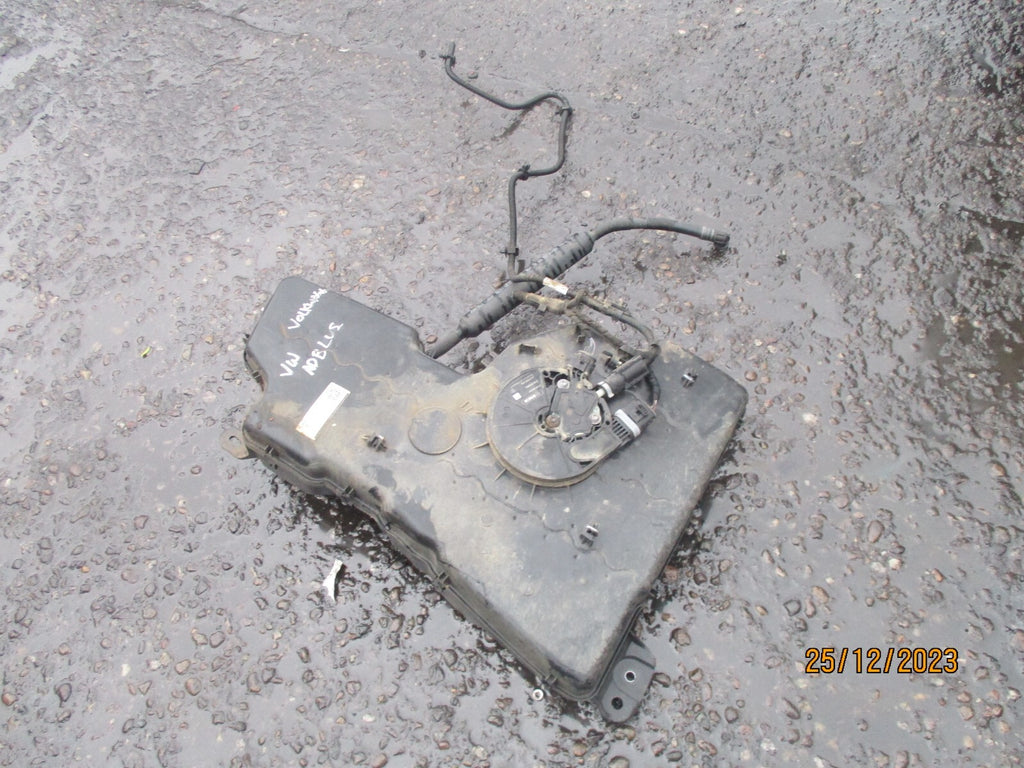 VW VOLKSWAGEN MK2 TIGUAN 2016 2.0 TDI ADBLUE TANK RESERVOIR PUMP 5QF131877F