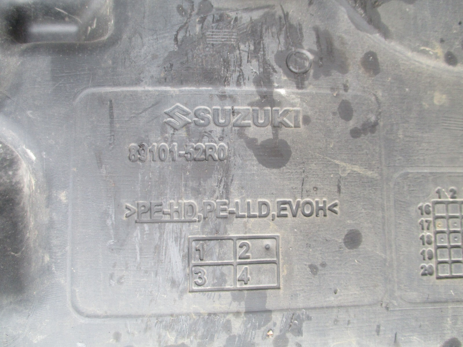 SUZUKI SWIFT MK4 2019 1.2 PETROL FUEL TANK RESERVOIR 8910152R0