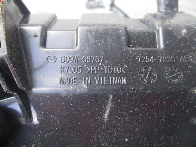 2019 MAJDA 2 MK4 1.5 PETROL FUSE RELAY BOX D09W66767