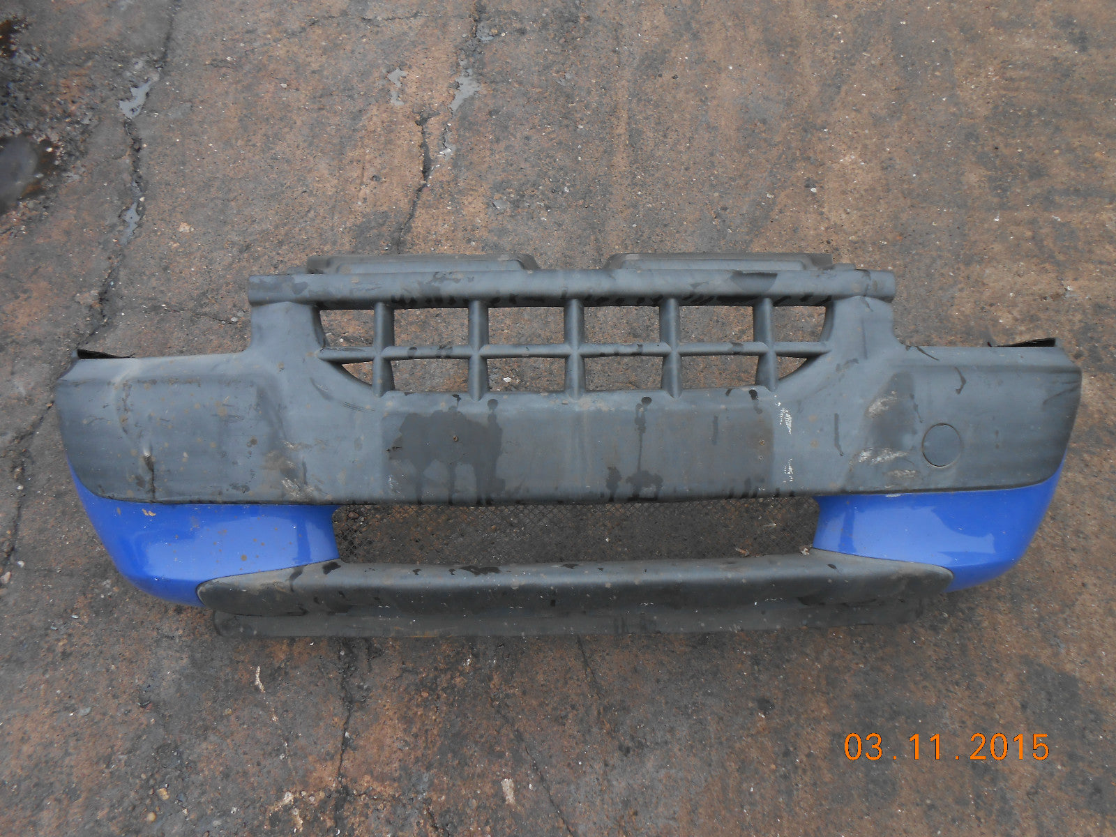FIAT DOBLO MPV 2004 FRONT BUMPER IN BLUE