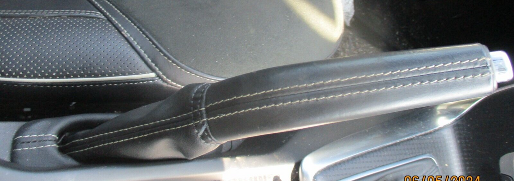 2016 VOLVO V40 R DESIGN MANUAL PARKING HANDBRAKE LEVER MECHANISM