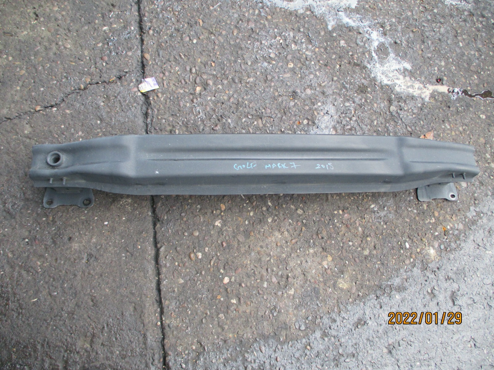 VW VOLKSWAGEN GOLF MK7 2018 REAR BUMPER REINFORCING CRASH BAR