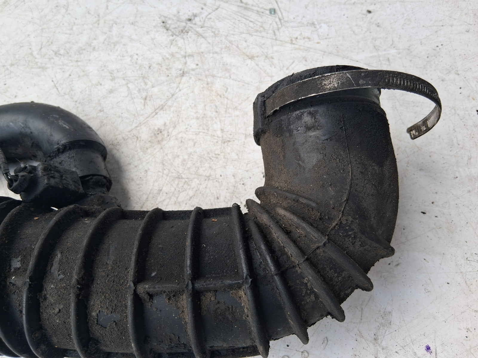 2007 MERCEDES BENZ VITO AIR INTAKE HOSE PIPE A6460100382