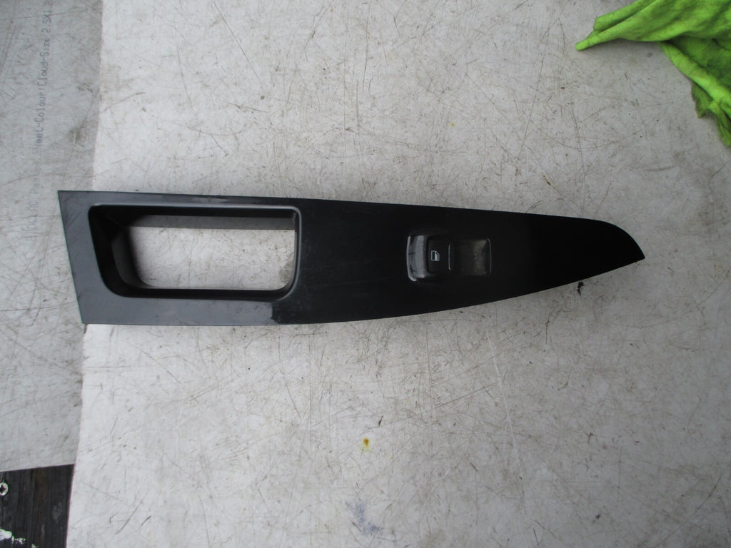 FORD MONDEO MK5 2016 OSR DRIVER SIDE REAR WINDOW CONTROL SWITCH DS73-14A567-B