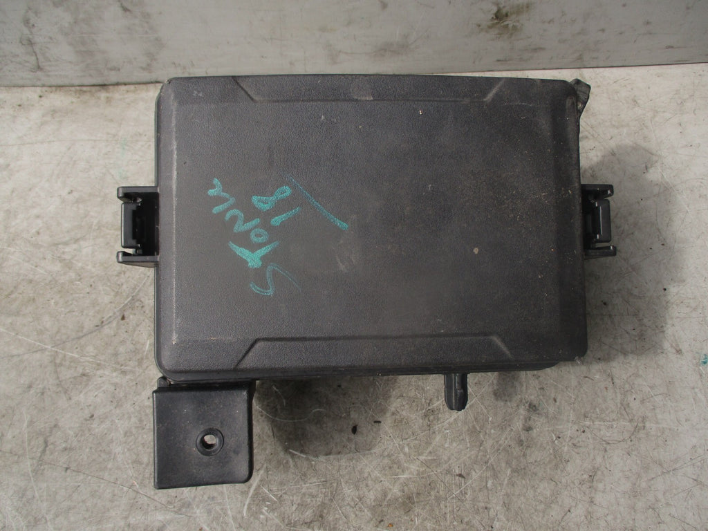2018 KIA STONIC 1.0 PETROL BONNET UNDER FUSE RELAY BOX 91280H8210A
