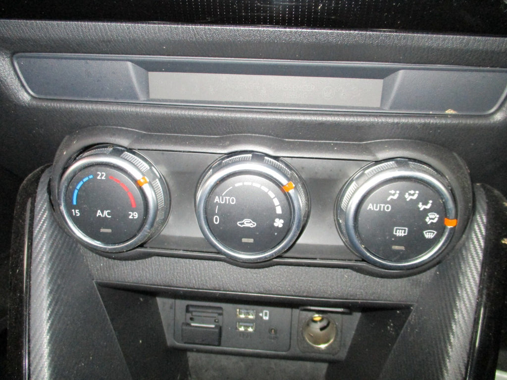 2022 MAZDA 2 MK3 DJ HEATER AC CLIMATE CONTROLS SWITCH PANEL