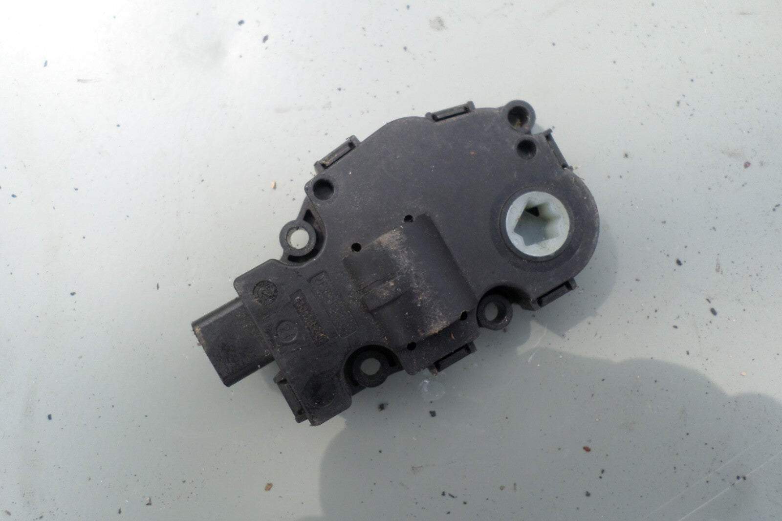 BMW 3 SERIES E87 E90 E91 CLIMATE HEATER FLAP MOTOR ACTUATOR CZ113930
