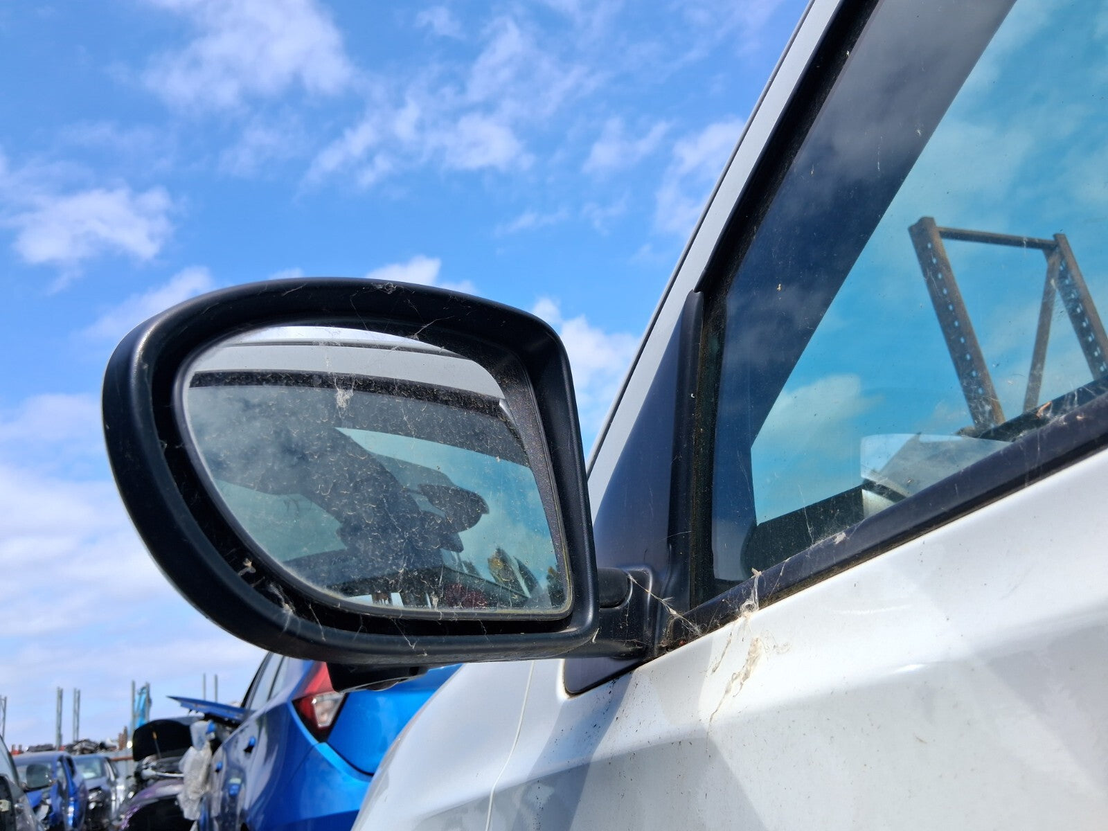 2013 NISSAN QASHQAI J10 NSF PASSENGER SIDE LEFT ELECTRIC WING MIRROR WHITE
