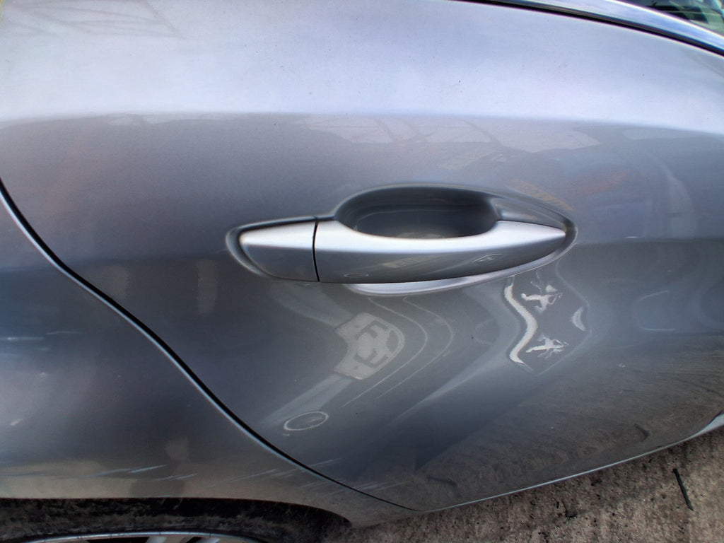 2014 PEUGEOT 308 MK2 HATCH OSR DRIVER SIDE REAR EXTERIOR DOOR HANDLE GRIS EZR