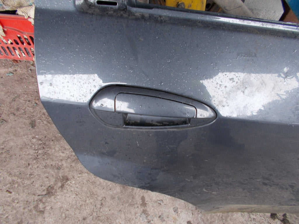 2006 FIAT GRANDE PUNTO OSR DRIVERS SIDE REAR DOOR COMPLETE SILVER 589/A