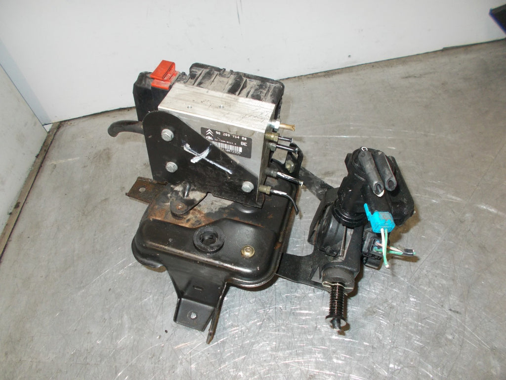 CITROEN XANTIA 2000 2.0 HDI ABS PUMP & CONTROL MODULE 10094811023