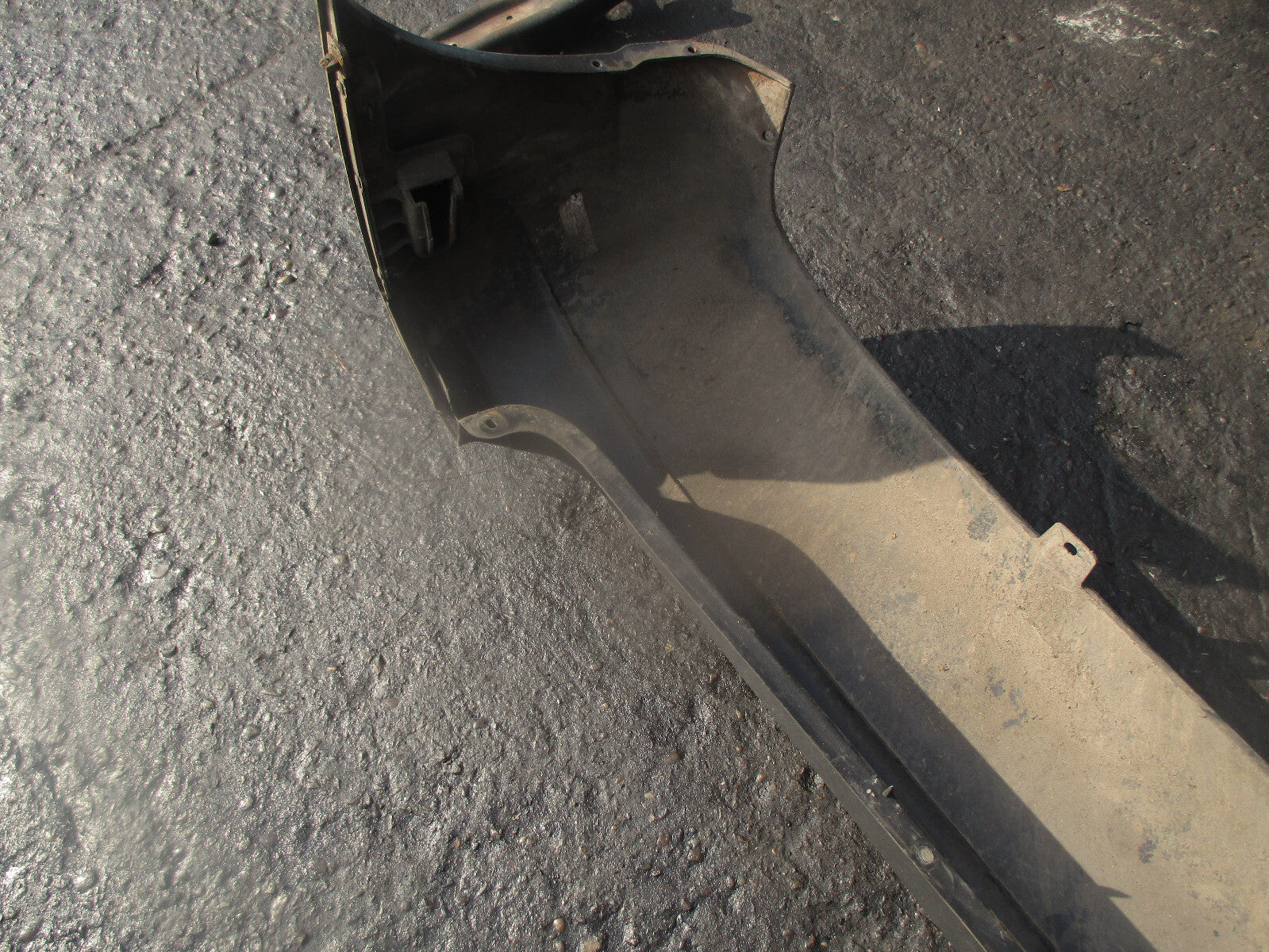 2007 HYUANDAI MATRIX REAR COMPELTE BUMPER BLUE
