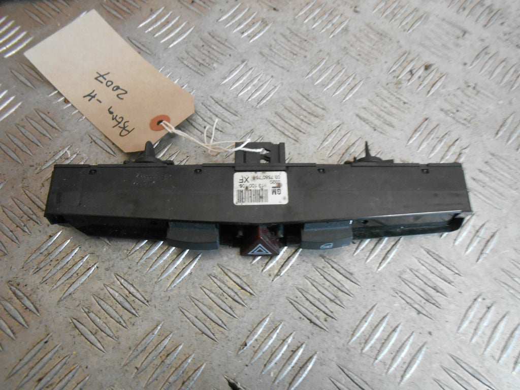 VAUXHALL ASTRA MK5 2007 HAZARD WINDOW LOCK SWITCH BUTTON 13100105
