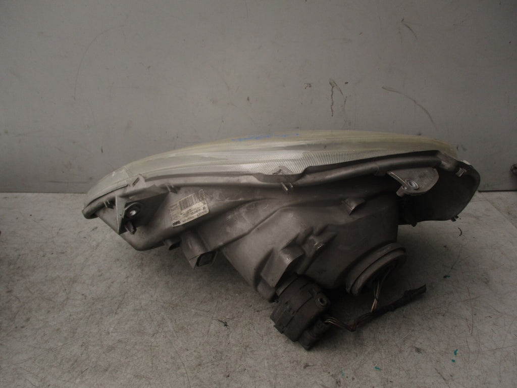 2006 VAUXHALL VIVARO MK1 OSR DRIVER SIDE FRONT HEADLIGHT HEAD LAMP 91165722