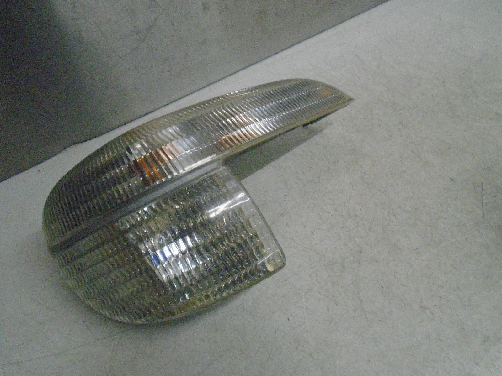 FORD EXPLORER 2000 OSF DRIVER SIDE FRONT HEADLIGHT HEADLAMP