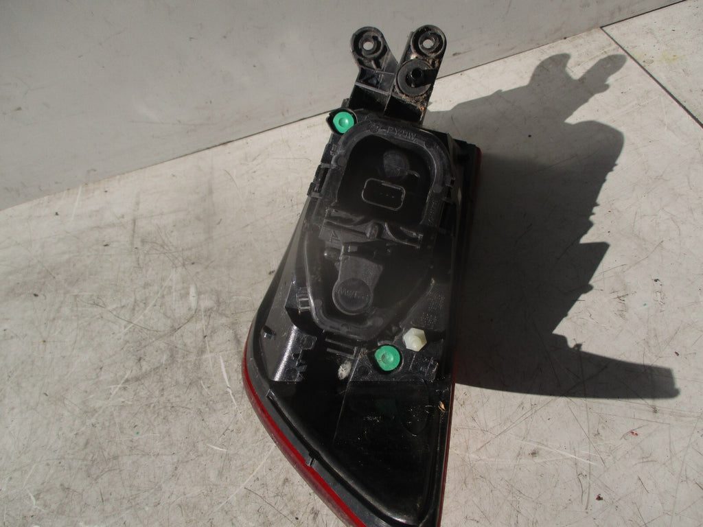 2015 RENAULT CLIO MK4 NSR PASSENGER SIDE REAR TAIL LAMP TAIL LIGHT 265554091R