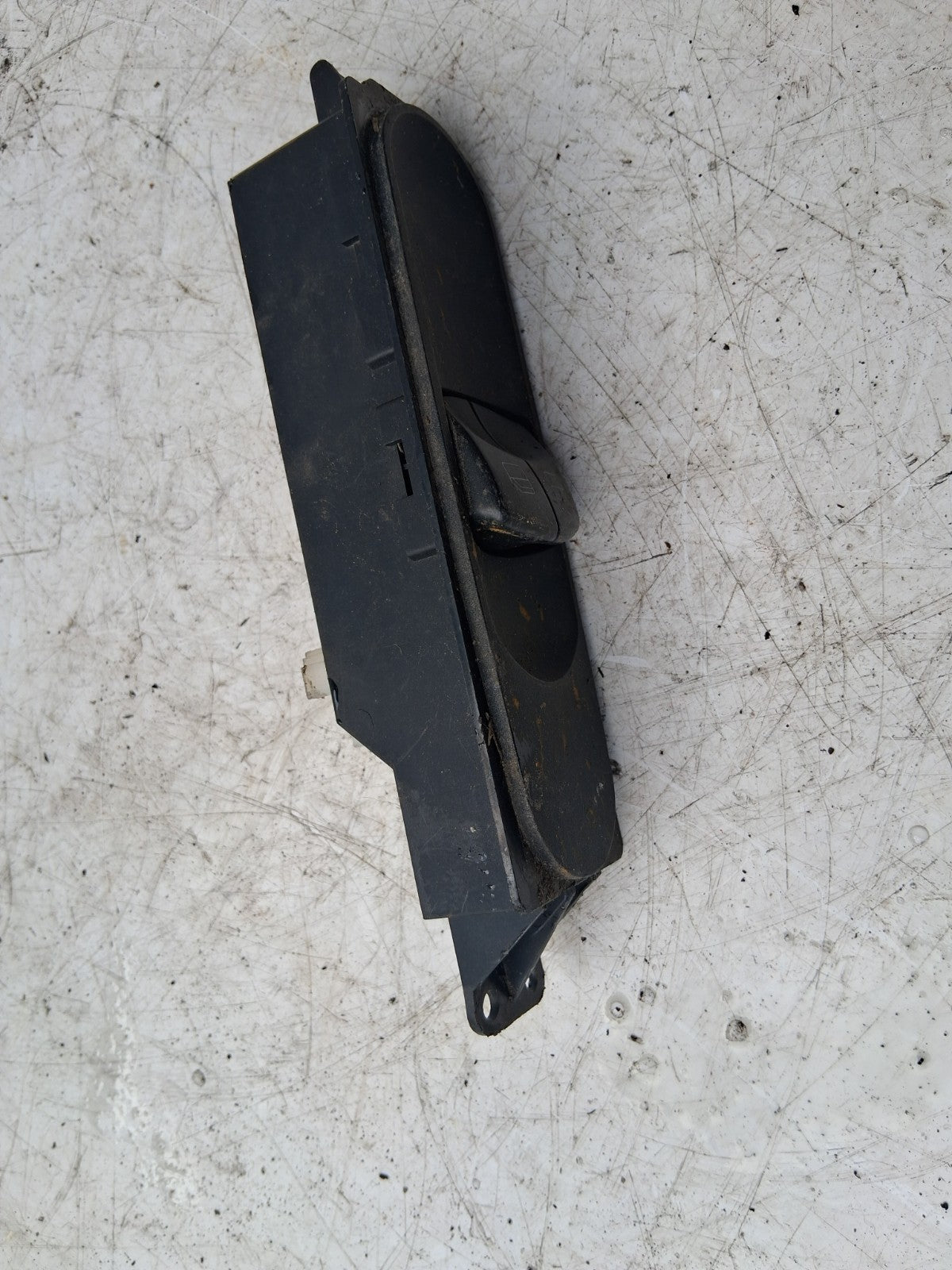 2015 VW VOLKSWAGEN CRAFTER OSF DRIVER SIDE FRONT RIGHT WINDOW SWITCH 9065451513