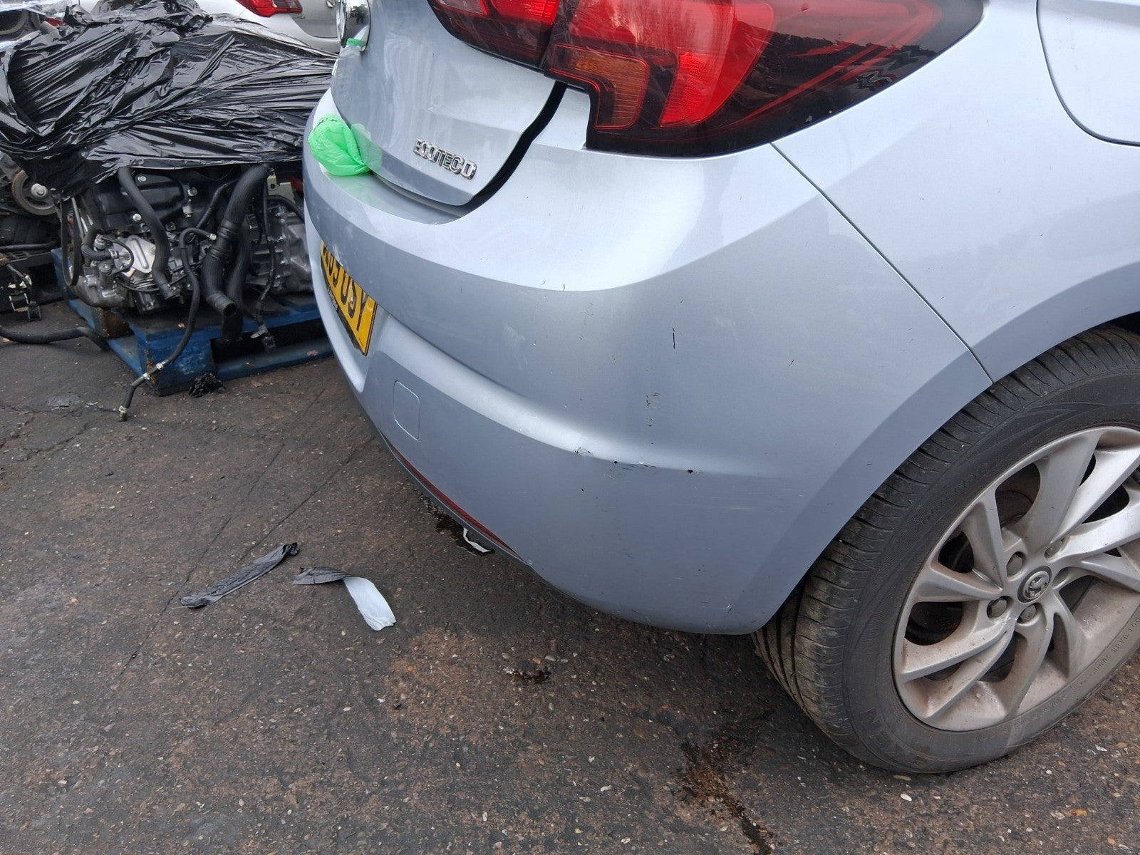 2019 VAUXHALL ASTRA K REAR COMPLETE BUMPER MAGNETIC SILVER METALLIC Z189