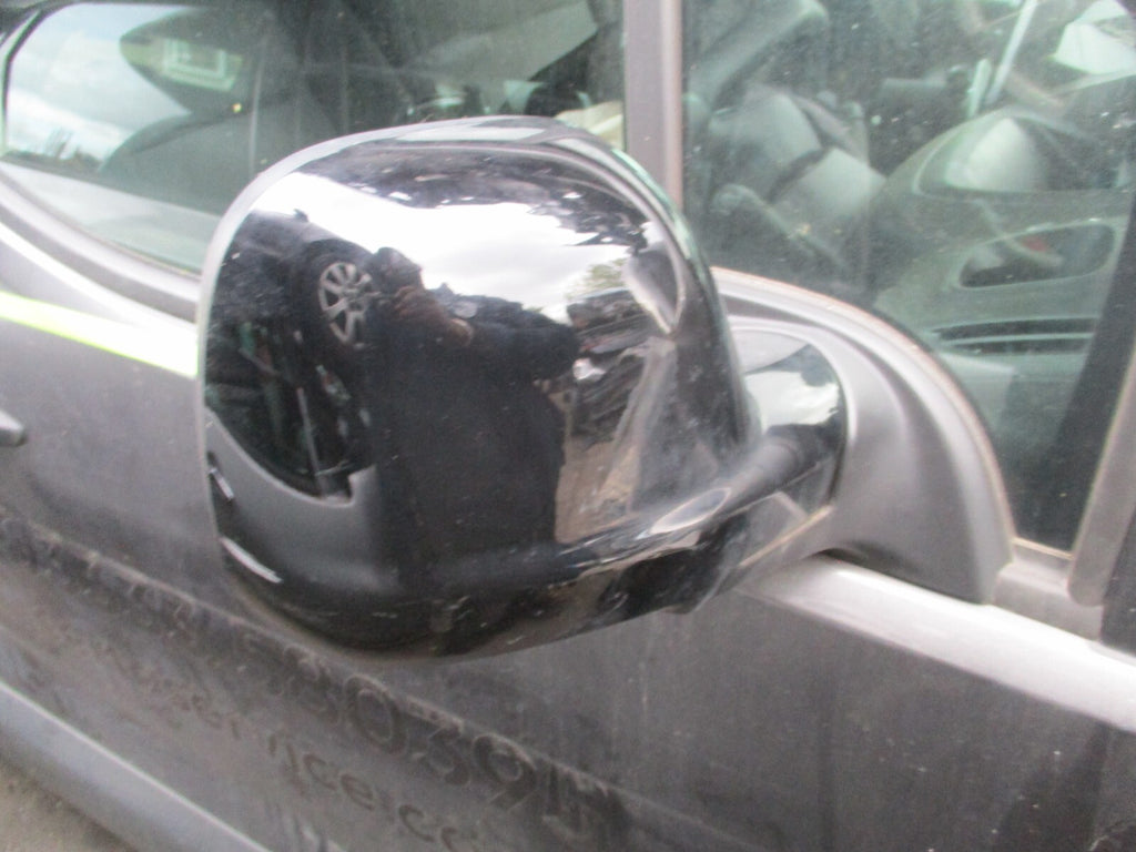 PEUGEOT PARTNER MK3 2022 OSF DRIVER SIDE FRONT MANUAL FOLD WING MIRROR
