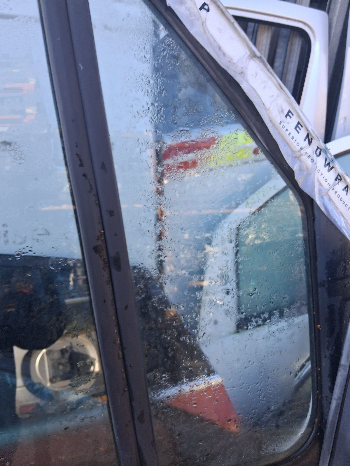 2022 MERCEDES BENZ SPRINTER W907 OSF DRIVER SIDE FRONT RIGHT QUARTER GLASS
