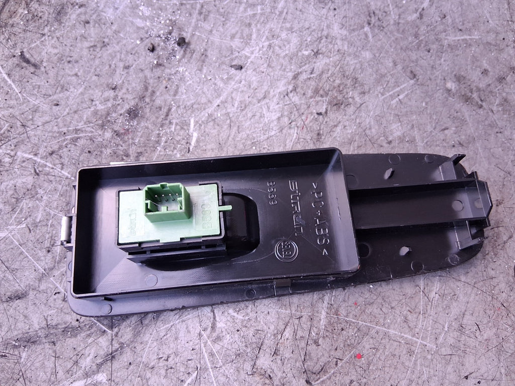 2021 PEUGEOT BOXER MK3 NSF PASSENGER SIDE FRONT WINDOW CONTROL SWITCH 0735676519