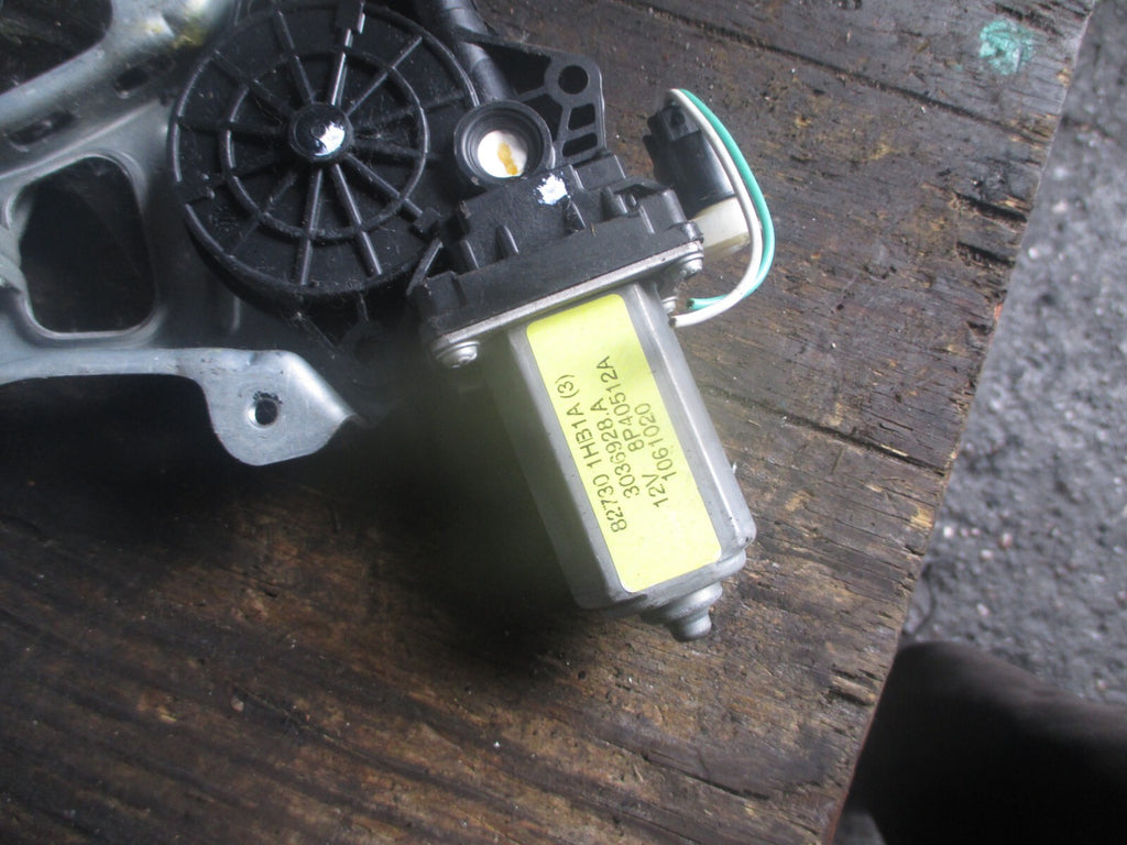 NISSAN MICRA 2014 MK4 OSF DRIVER SIDE FRONT WINDOW REGULATOR & MOTOR 827301HB1A