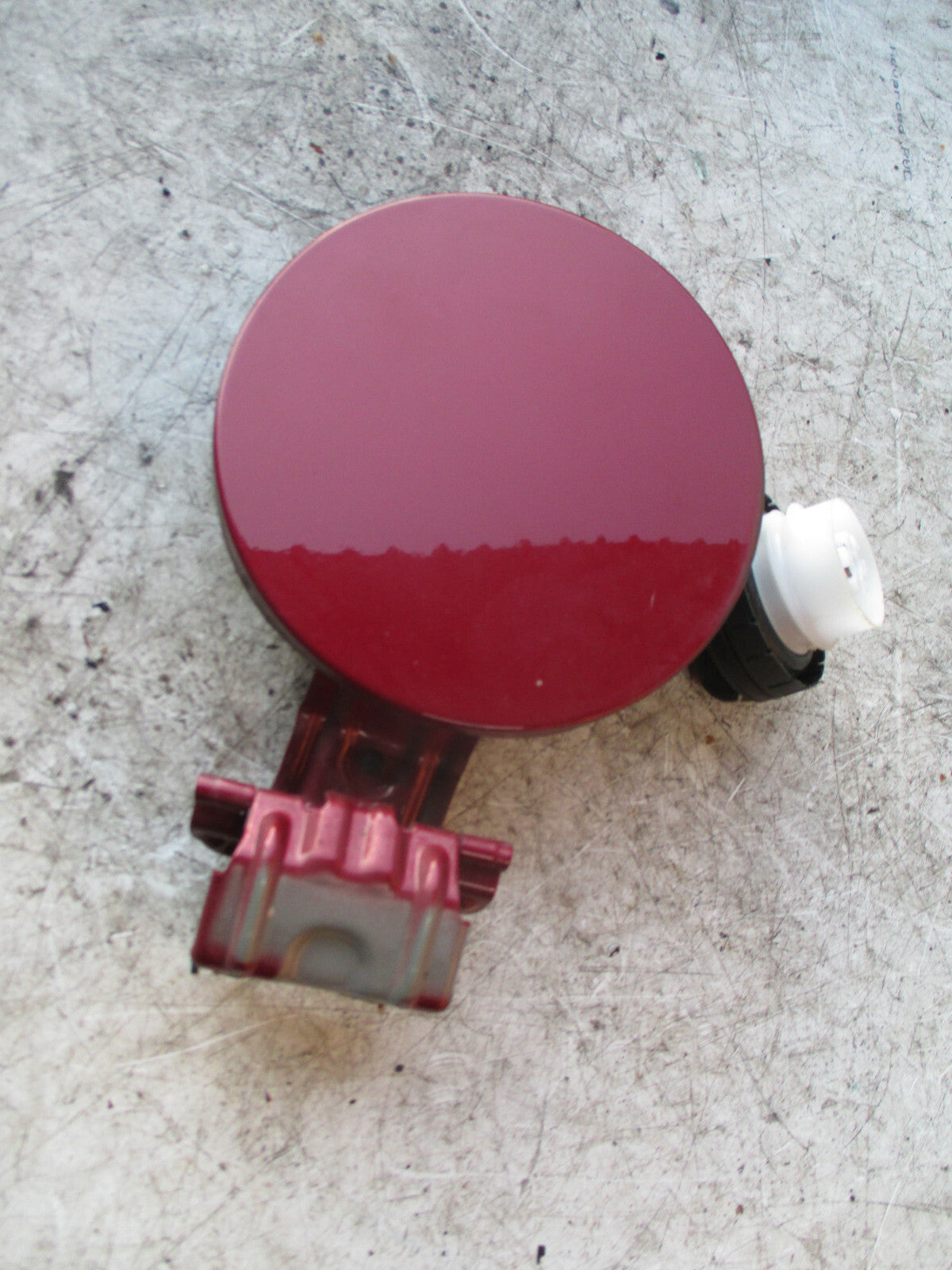 TOYOTA AURIS 2018 MK2 FUEL FILLER FLAP RED