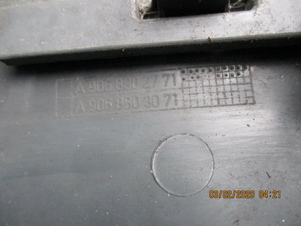 MERCEDES SPRINTER W906 2014 OSR DRIVER REAR BUMPER CORNER TRIM A9068802371