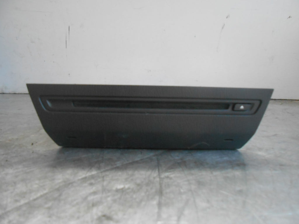 MAZDA 3 BM (MK3) 2013 - 2016 SAT NAV CD UNIT MODULE NO DISC BJE8 669G0 C