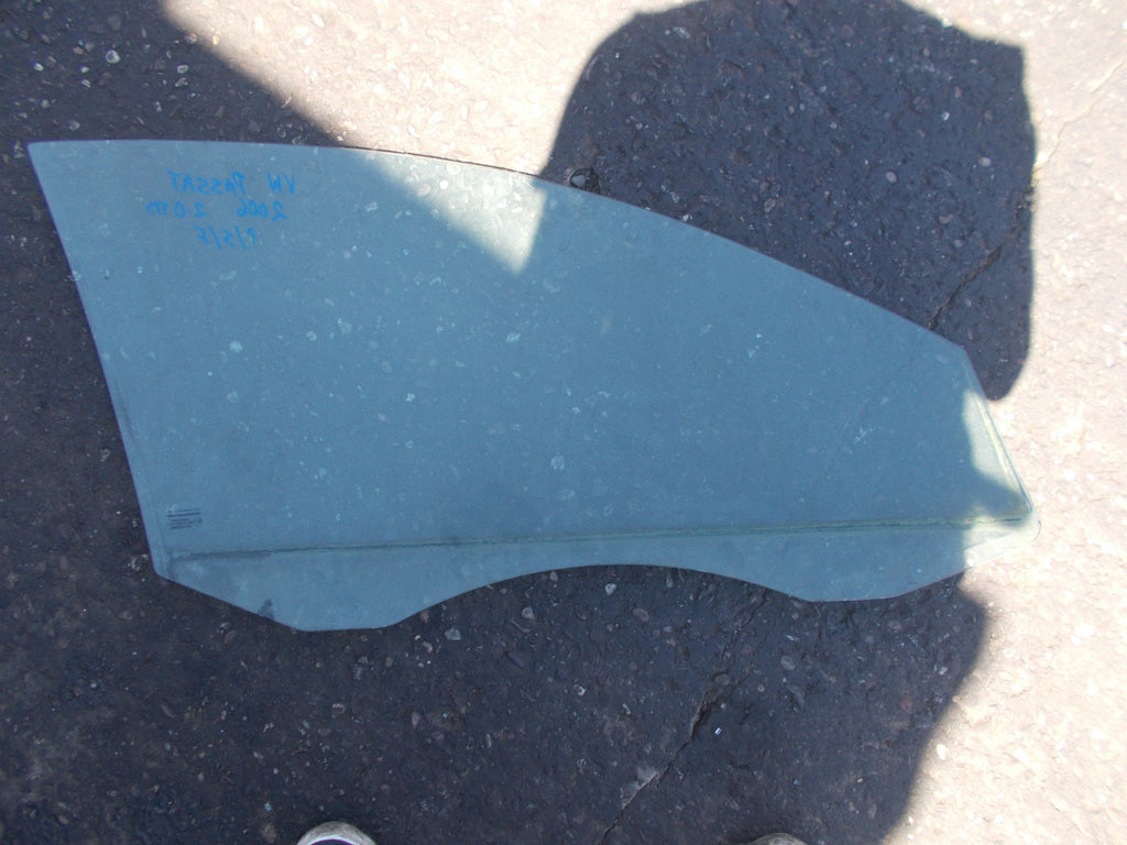 VW PASSAT 2006 PASSENGER SIDE FRONT NSF 43R-0086