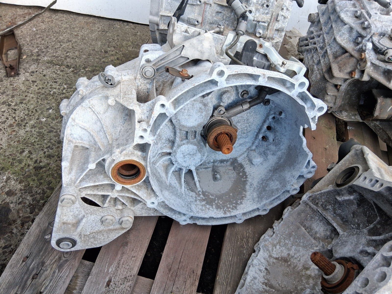 2015 FORD MONDEO MK5 6 SPEED MANUAL GEARBOX J1GR7002MCA