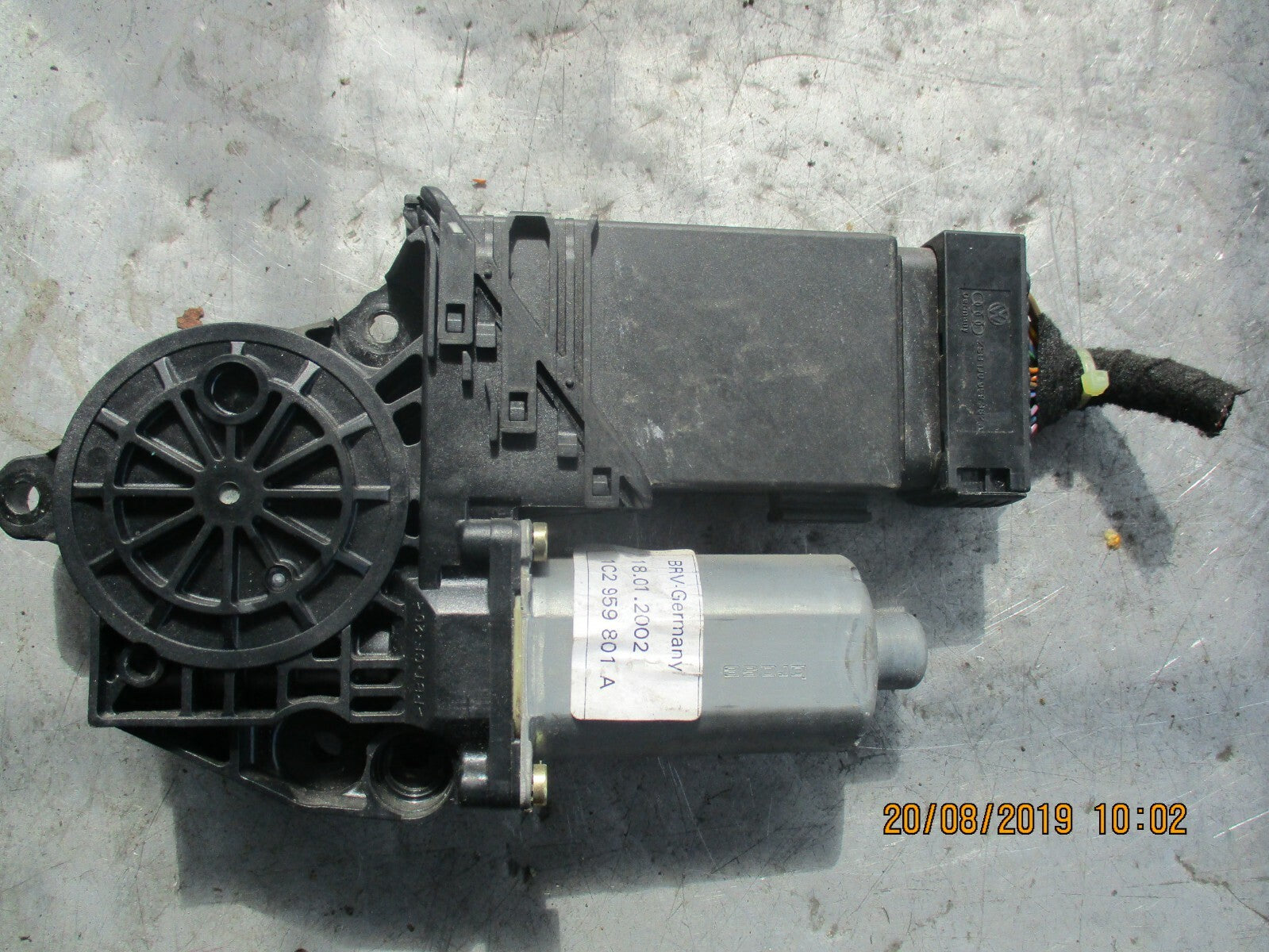 VW VOLKSWAGEN GOLF MK4 NSF FRONT PASSENGER SIDE WINDOW MOTOR 1C2959801A