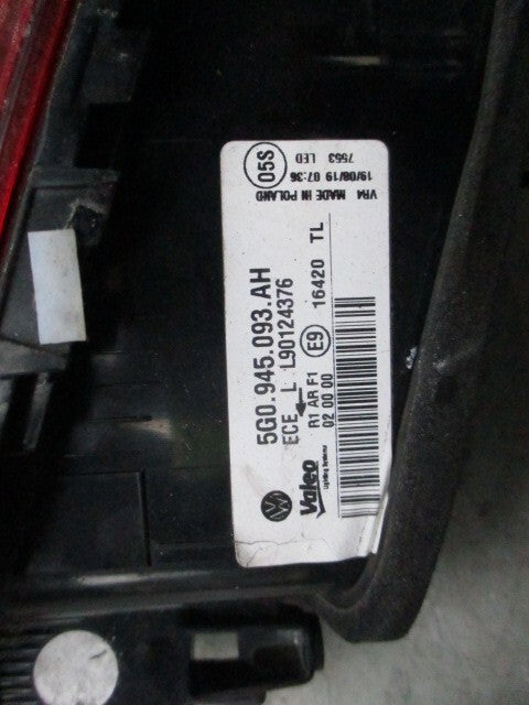 2013 VW GOLF MK7 NSR PASSENGER SIDE REAR INNER TAIL LIGHT 5G0945093AH