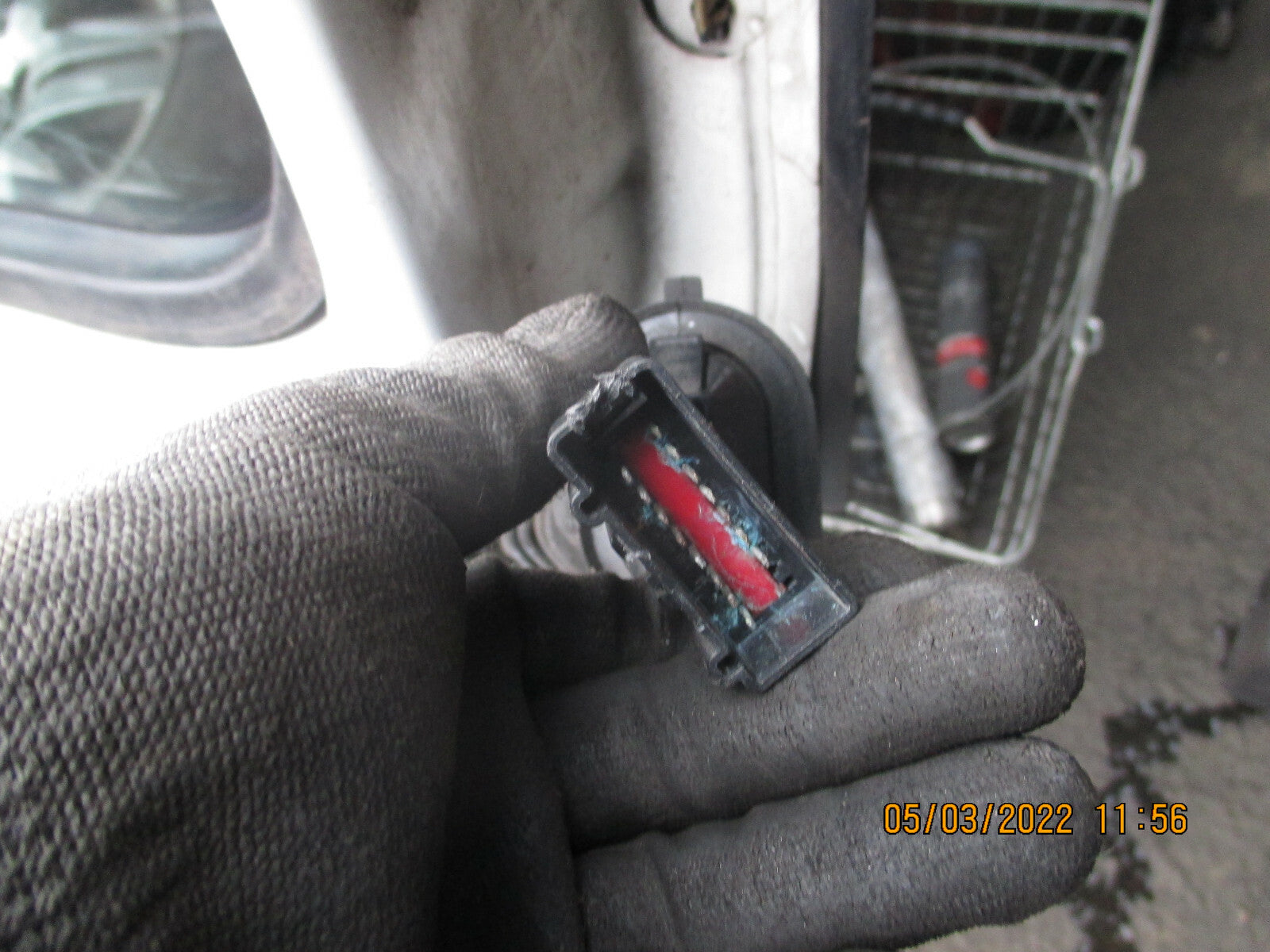 FORD TRANSIT 2009 MK7 NSF FRONT PASSENGER SIDE COMPLETE DOOR WHITE