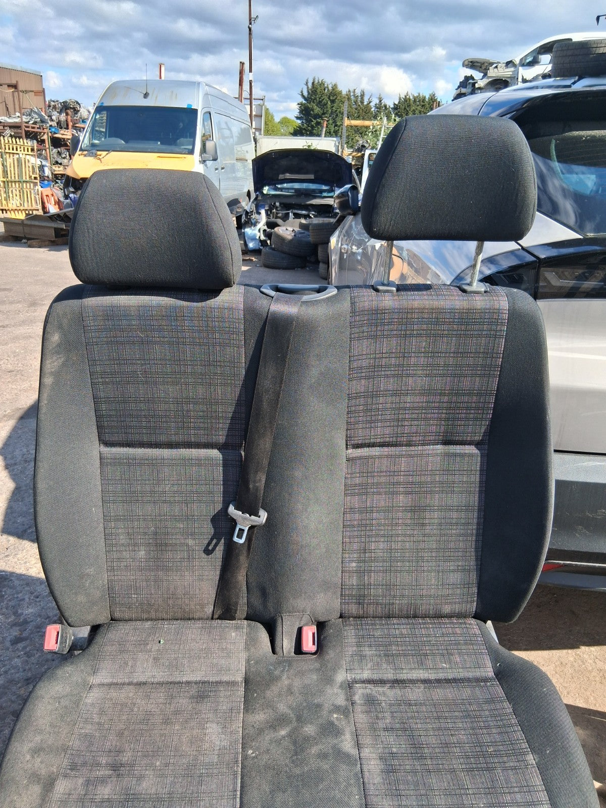 2016 MERCEDES SPRINTER W906 NSF PASSENGER SIDE FRONT SEAT WITH BASE