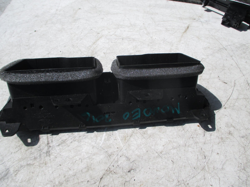 FORD MONDEO MK5 2016 CENTRE DASH TRIM AIR VENT HAZARD SWITCH DS73-19K617-A