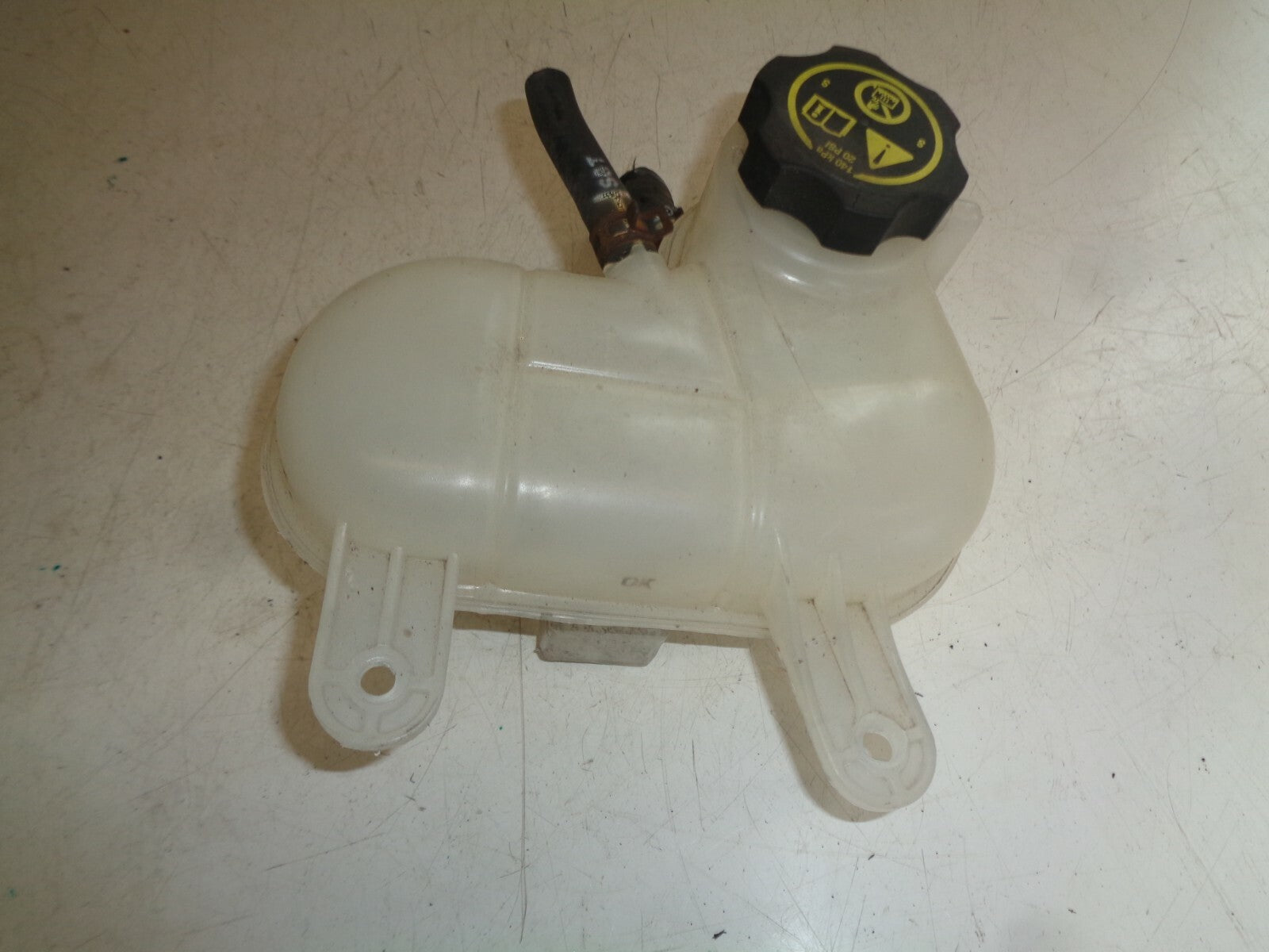 VAUXHALL VIVA 2016 1.0 PETROL COOLANT EXPANSION TANK BOTTLE 94511521