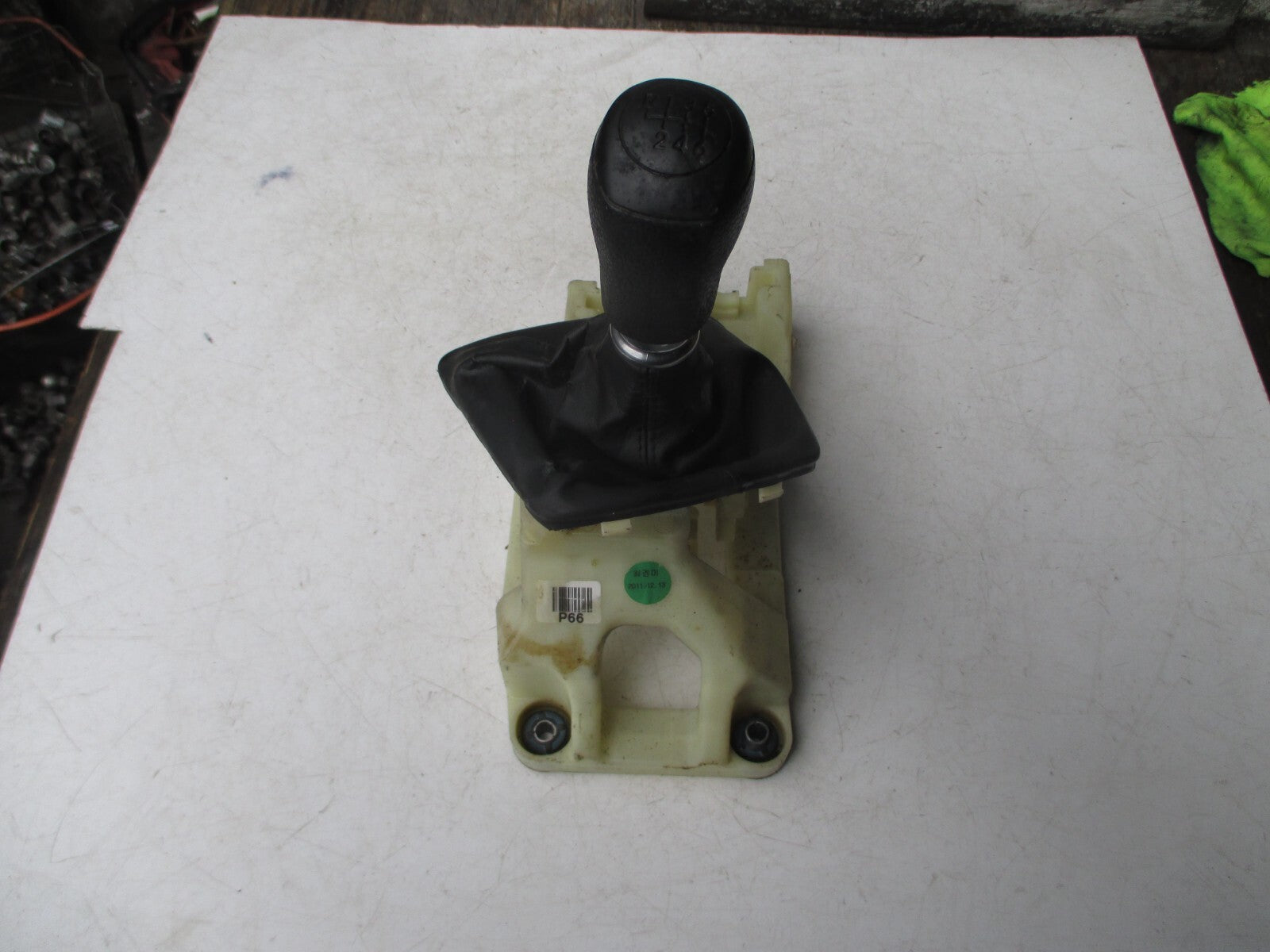HYUNDAI I30 MK2 2014 6 SPEED GEAR STICK SELECTOR LEVER GAITER KNOB 43700A5920 BY