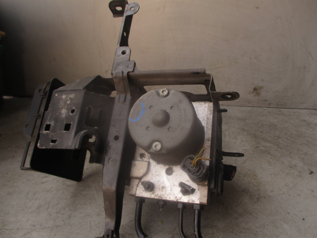 2004 AUDI A6 C5 ABS PUMP AND MODULATOR 4B0614517G