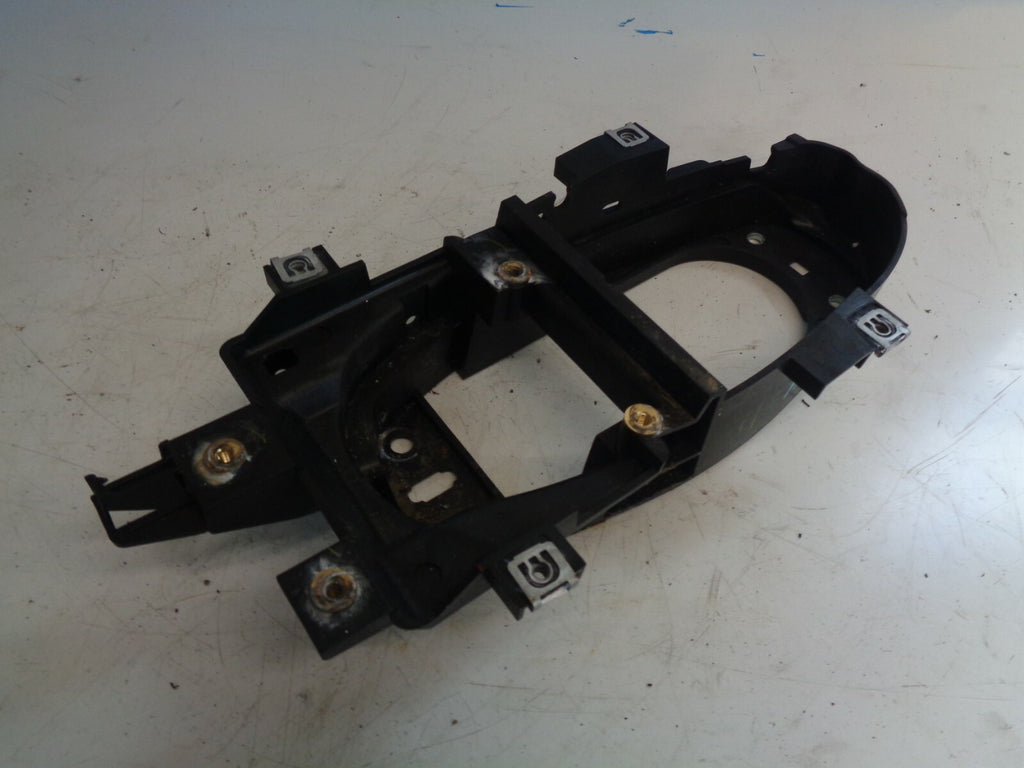 AUDI A5 8W6 2017 2.0 TDI GEAR SHIFTING MECHANISM MOUNTING FRAME 8W2863531