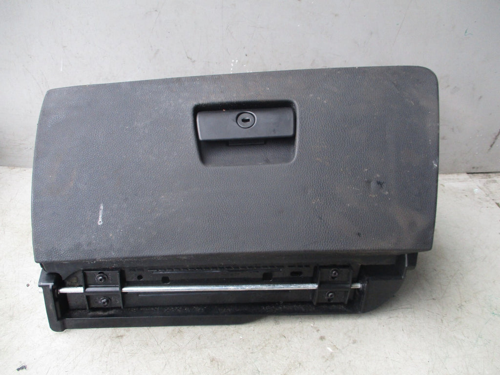 2007 BMW 3 SERIES E90 NSF PASSENGER SIDE STORAGE COMPARTMENT GLOVEBOX