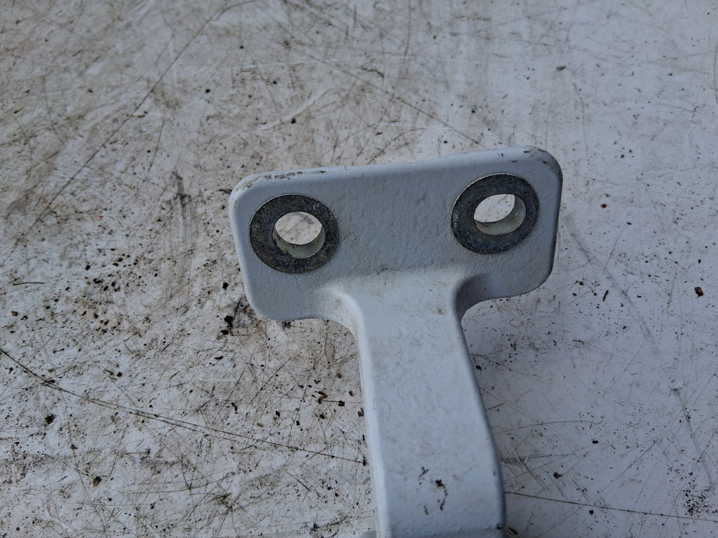 2020 RENAULT KANGOO MK2 OSR DRIVER SIDE REAR DOOR HINGE KL1312A1119