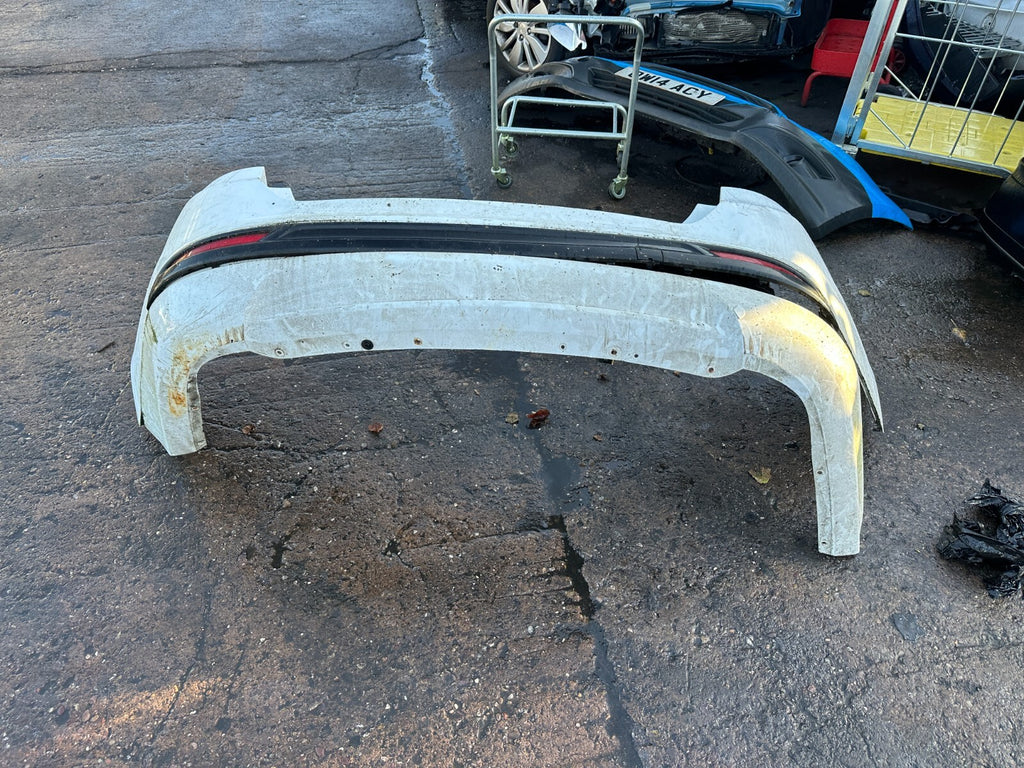 FORD MONDEO MK5 2016 REAR COMPLETE BUMPER WHITE