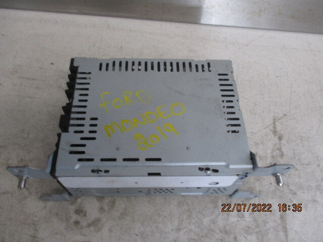 FORD MONDEO MK5 2019 RADIO HEAD UNIT JS7T18D818JA