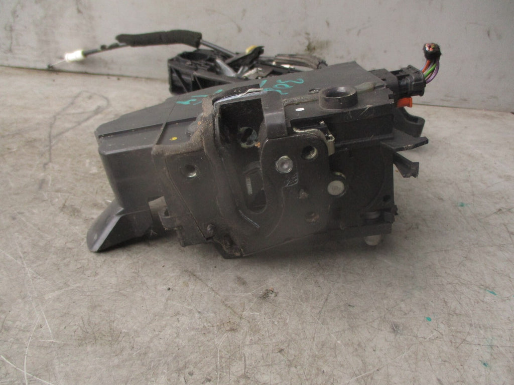 2014 PEUGEOT 308 MK2 NSF PASSENGER SIDE FRONT DOOR LOCK MECHANISM 9810309580