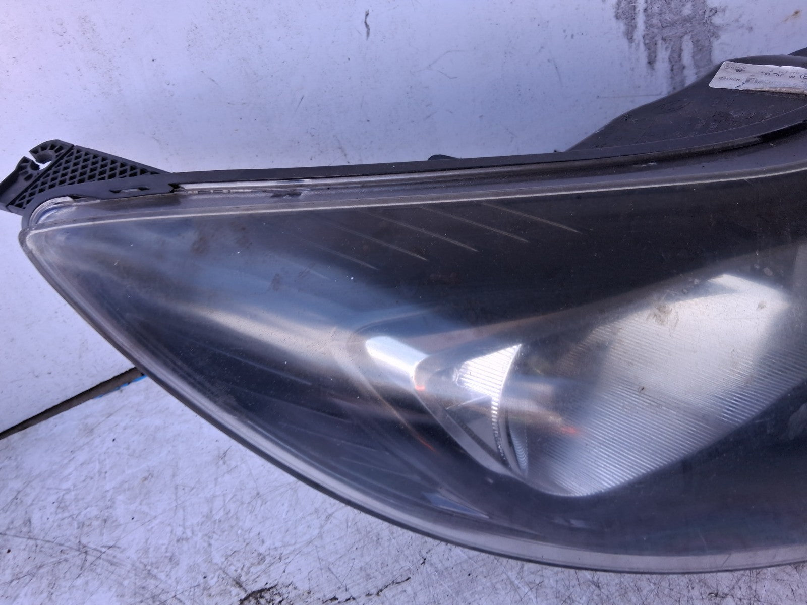 2013 FORD FOCUS MK3 OSF DRIVER SIDE FRONT HEADLIGHT BM5113W029DF