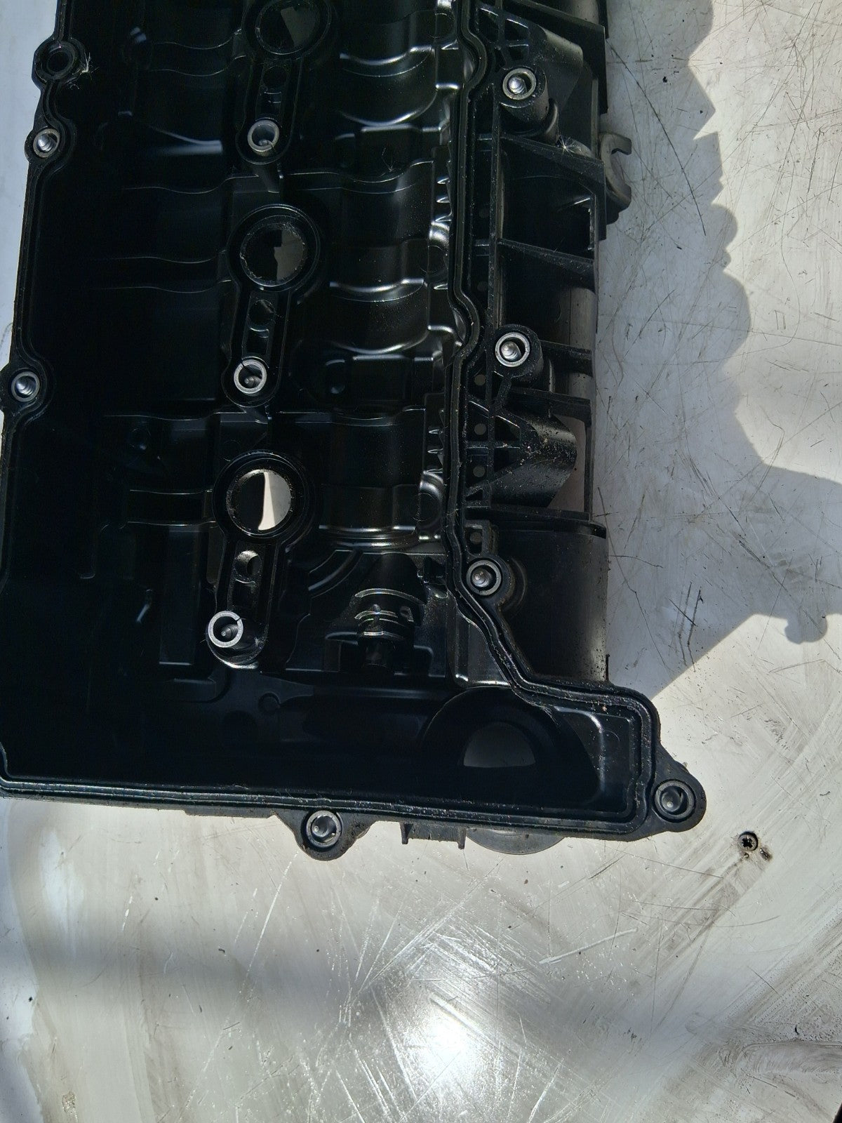 2018 BMW X1 F48 2.0 DIESEL ROCKER COVER 8579961