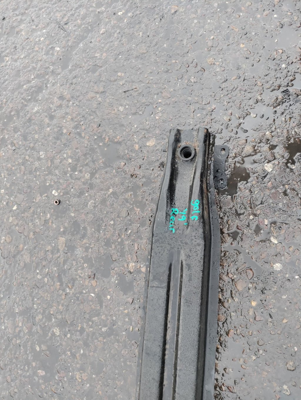 2019 VOLKSWAGEN GOLF MK 7.5 REAR CRASH BAR